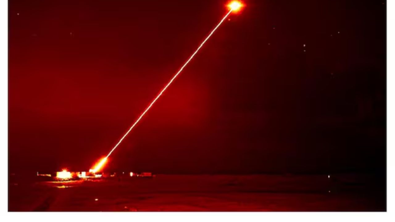 Usthadian Academy / UK tests a laser weapon that can hit a coin from a kilometre